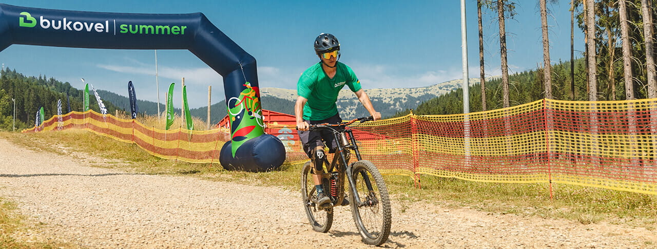 Parc de pentru biciclete de numte