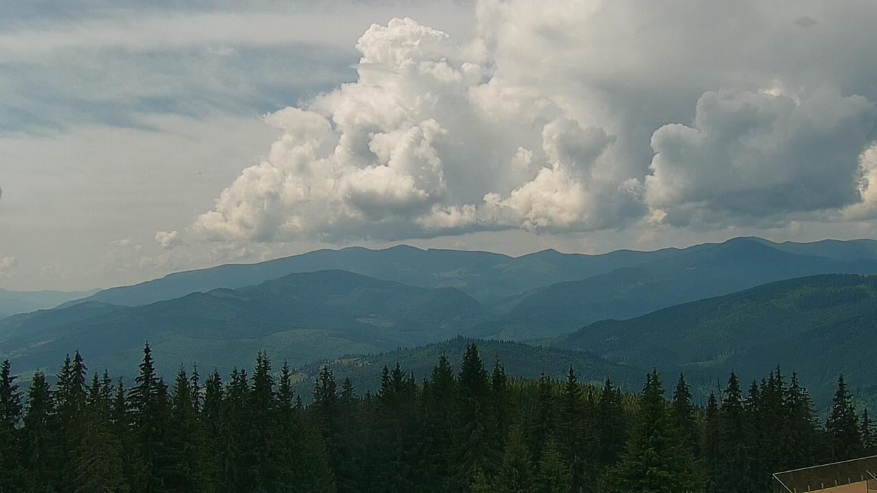 Lift #12 Mountain Station webcam