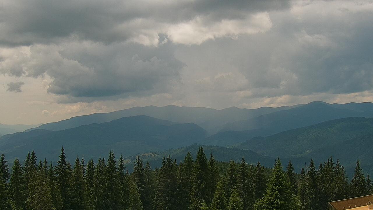 Lift #12 Mountain Station webcam